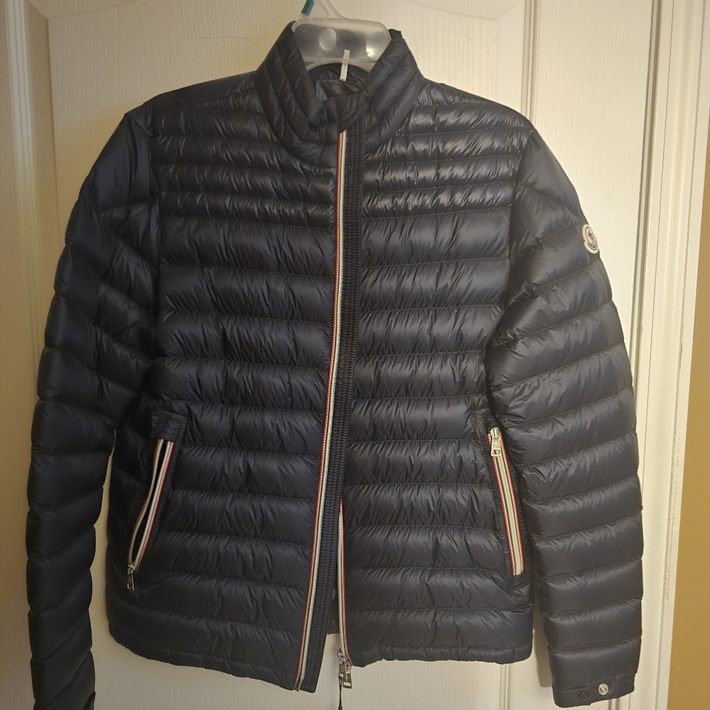 Moncler Daniel Short Down Jacket Midnight Blue Size 3 (Large)